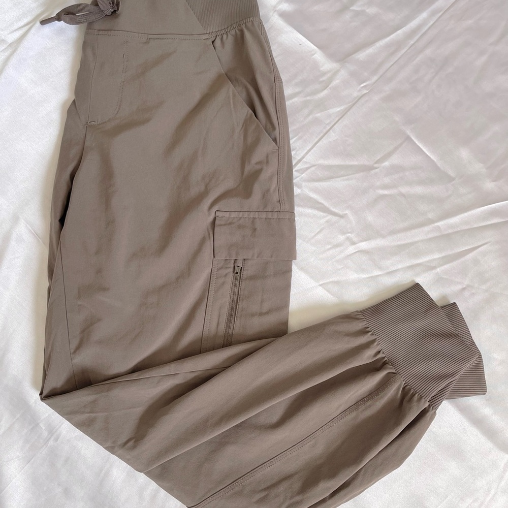 All in Motion Tan Cargo Pants